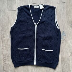 Tabi International 100% Cotton Navy Sleeveless Zip-Front Vest Large
